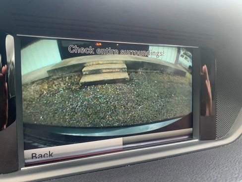 Used 2013 Mercedes-Benz E 350 Sedan image 34