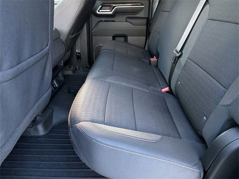 Used 2024 GMC Sierra 2500 SLE w/ SLE Convenience Package image 21