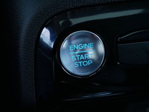 Used 2025 Ford Escape SE w/ PHEV Premium Package image 24