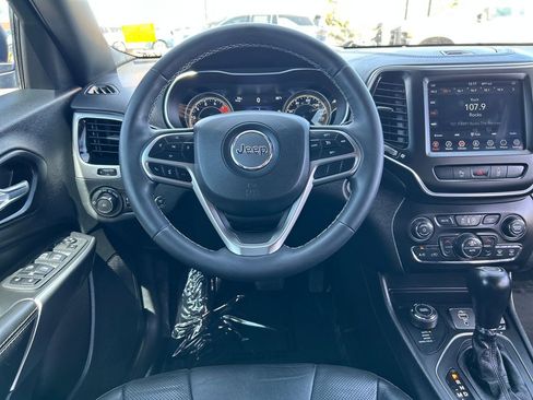 Used 2021 Jeep Cherokee Latitude Lux 80th Anniv w/ Quick Order Package 26U 80TH image 9