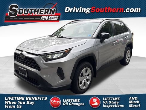 Used 2020 Toyota RAV4 LE w/ All Weather Liner Package FWD image 1