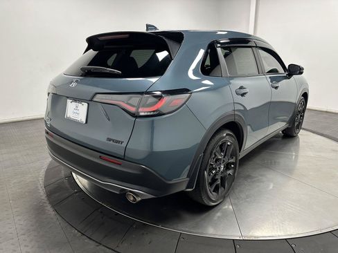 Certified 2025 Honda HR-V Sport image 13