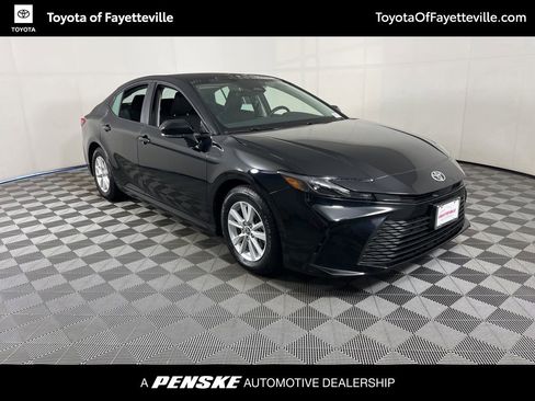 Certified 2025 Toyota Camry LE image 15