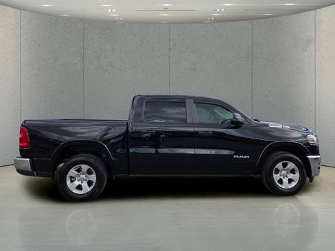 Used 2025 RAM 1500 Big Horn RWD image 6