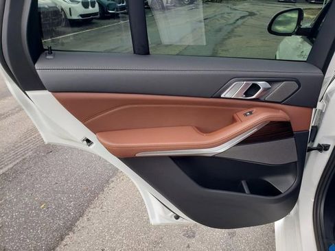 New 2026 BMW X5 xDrive40i image 12