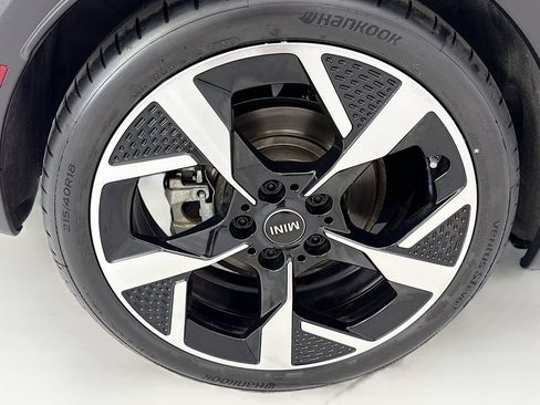 Used 2025 MINI Cooper S FWD image 29