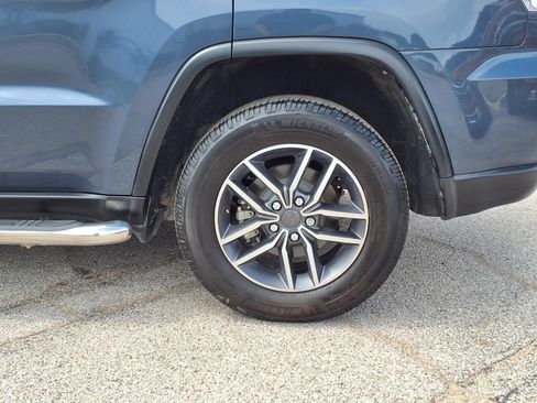 Used 2020 Jeep Grand Cherokee Limited AWD/4WD image 25