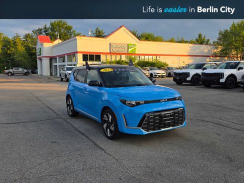 Certified 2024 Kia Soul GT-Line FWD image 1