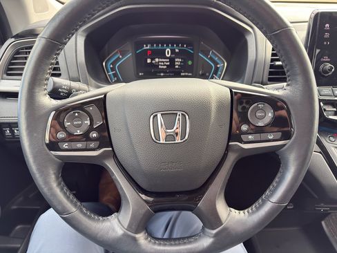 Used 2023 Honda Odyssey Elite image 24