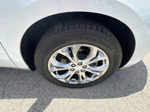 Certified 2019 Buick Enclave Avenir w/ Avenir Technology Package AWD/4WD image 13