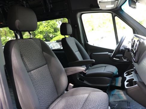 Used 2024 Mercedes-Benz Sprinter 3500 w/ Parking Package image 41