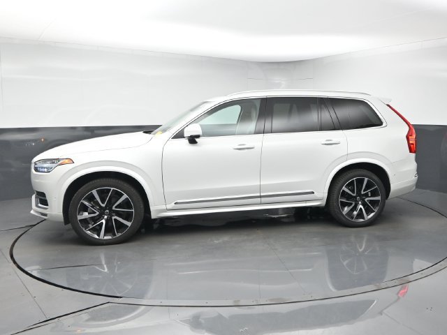 Used 2024 Volvo XC90 B5 Plus w/ Protection Package Premier AWD/4WD image 4