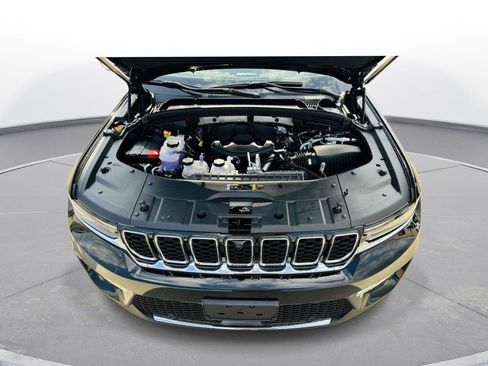 New 2024 Jeep Grand Cherokee Limited 4xe w/ Luxury Tech Group II image 42
