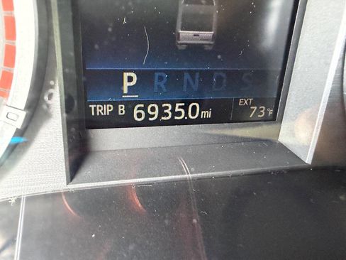 Used 2015 Toyota Tundra SR5 w/ TRD Off Road Package image 8