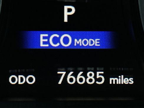 Used 2013 Lexus ES 300h ES 300h Sedan 4D image 10