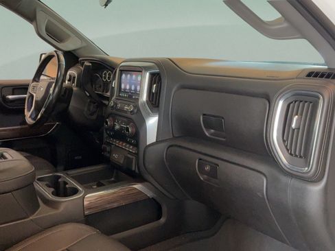 Used 2021 Chevrolet Silverado 1500 LT Trail Boss w/ Convenience Package II AWD/4WD image 38
