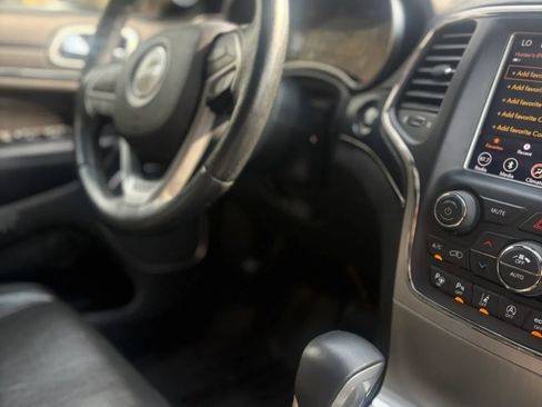 Used 2018 Jeep Grand Cherokee High Altitude image 18