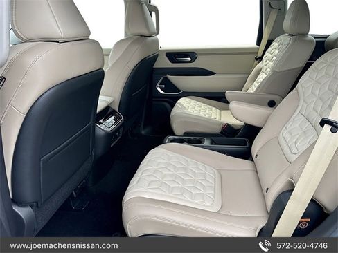 New 2025 Nissan Armada Platinum w/ Convenience Package image 30