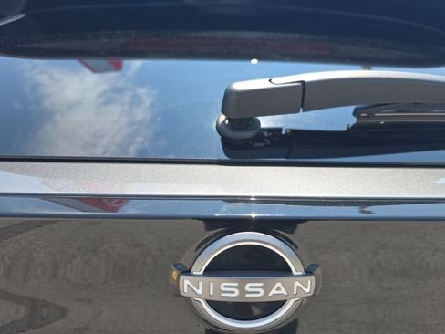 Certified 2026 Nissan Kicks SR FWD image 5