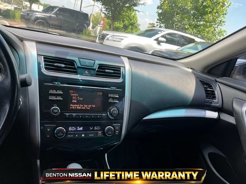 Used 2013 Nissan Altima 2.5 SV FWD image 15