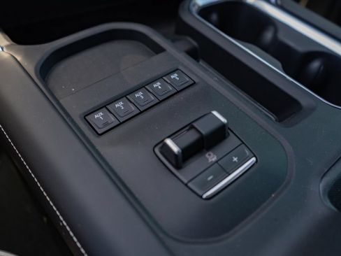 New 2026 GMC Sierra 3500 Denali Ultimate AWD/4WD image 14
