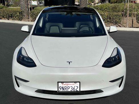 Used 2021 Tesla Model 3 Standard Range Plus image 17