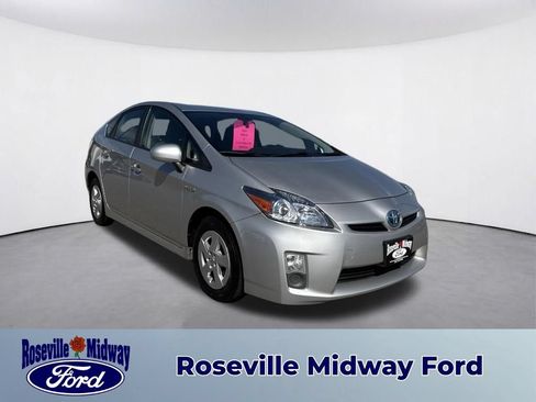 Used 2010 Toyota Prius Two FWD image 1