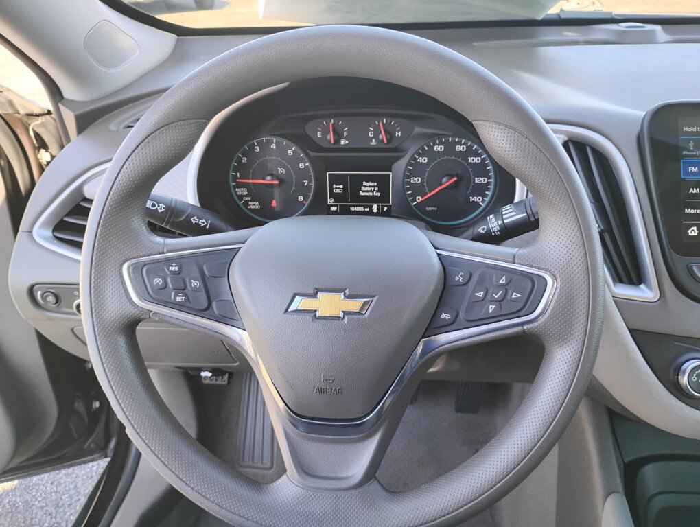 Used 2020 Chevrolet Malibu LS FWD image 17