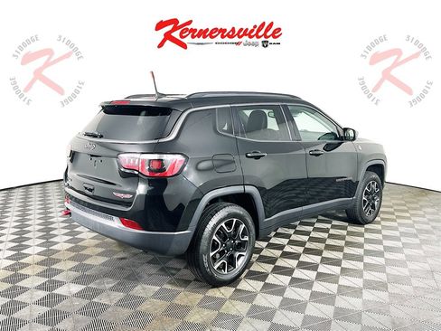 Used 2020 Jeep Compass Trailhawk image 7