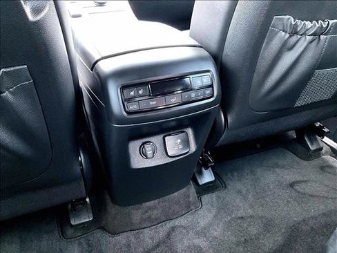 Used 2025 Hyundai Palisade Calligraphy FWD image 22