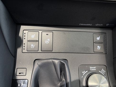 Used 2023 Lexus RC 350 F Sport w/ Navigation Package image 38