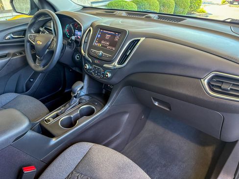 Used 2024 Chevrolet Equinox LT FWD image 20