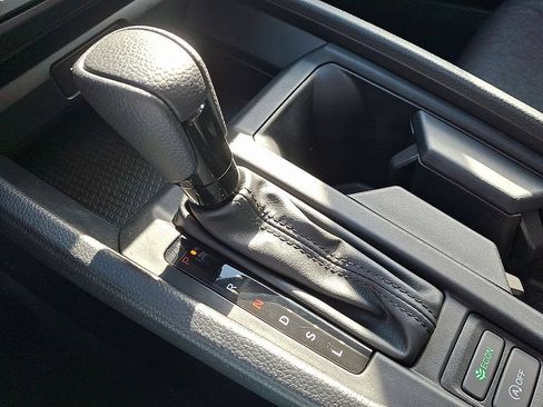 Used 2025 Honda Accord LX image 15