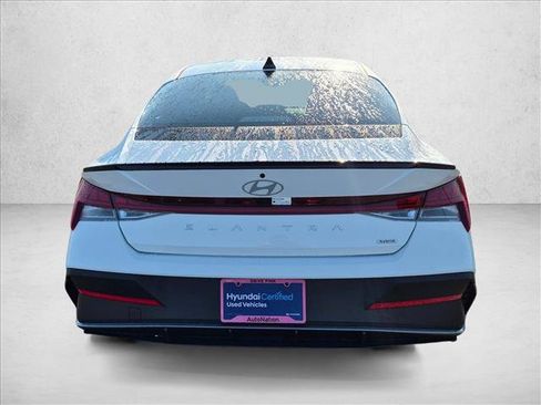 Certified 2025 Hyundai Elantra SEL FWD image 7