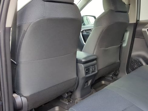 Used 2025 Toyota RAV4 LE image 18