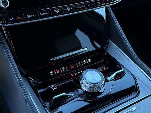New 2026 Jeep Grand Wagoneer Limited image 25