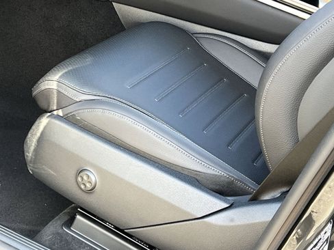 New 2026 Mercedes-Benz GLC 300 4MATIC image 12