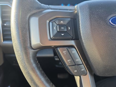 Used 2018 Ford Expedition Max XLT image 33