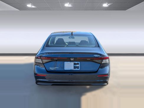 Used 2023 Honda Accord EX image 10