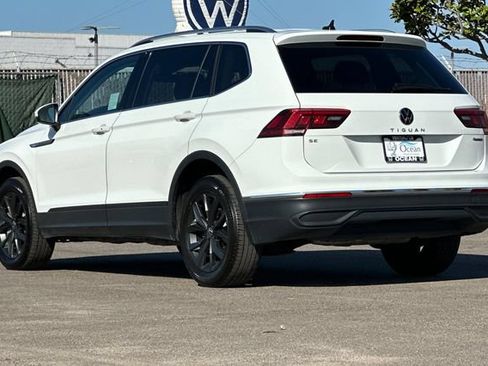 Used 2024 Volkswagen Tiguan SE AWD/4WD image 6