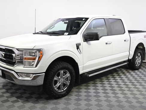 Used 2023 Ford F150 XLT w/ XTR Package image 2