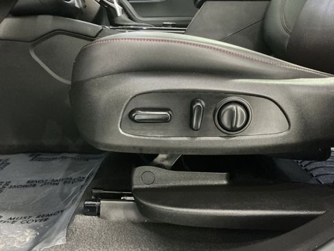 Used 2021 Chevrolet Blazer RS w/ Enhanced Convenience Package image 15