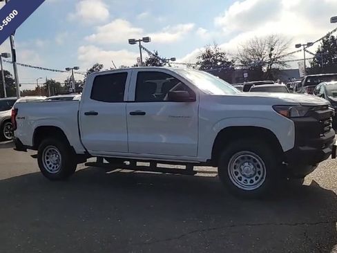 New 2026 Chevrolet Colorado W/T image 3