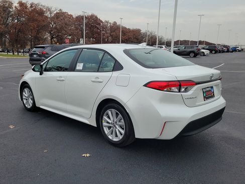 New 2026 Toyota Corolla LE image 4