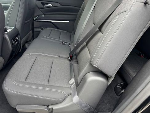 New 2026 Chevrolet Traverse LT w/ Driver Confidence Package FWD image 12