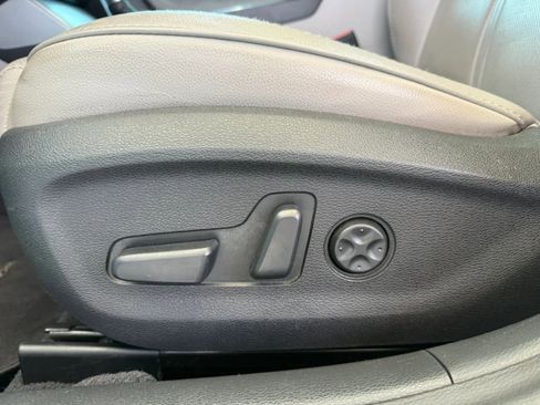 Used 2016 Hyundai Sonata Limited w/ Option Group 05 image 27