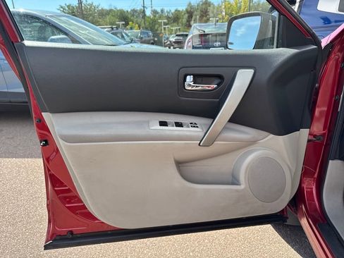 Used 2014 Nissan Rogue S w/ Convenience Package image 16