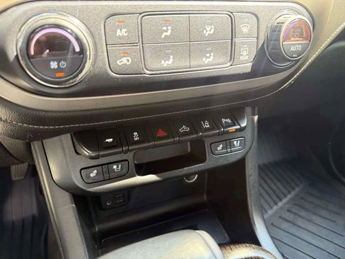 Used 2019 GMC Canyon Denali image 22