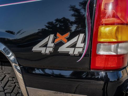 Used 2002 GMC Sierra 2500 4x4 Crew Cab HD w/ SLT Marketing Option Pkg image 52