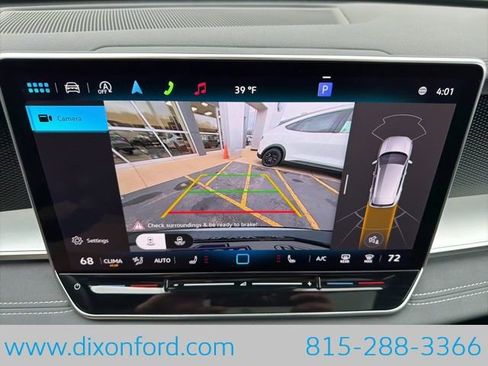 New 2025 Volkswagen Tiguan SE R-Line image 10